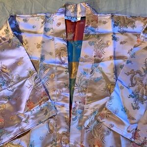 Pink kimono. 100% silk. Size women’s XXL.
